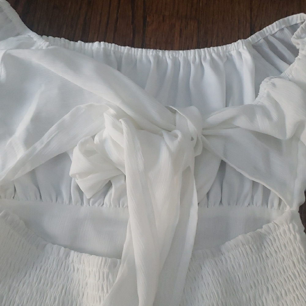 Elegant White Tie Back Women's Dress - Picture 14 of 15